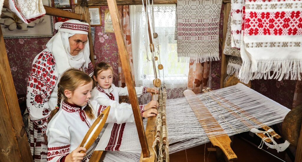 Прядение и ткачество