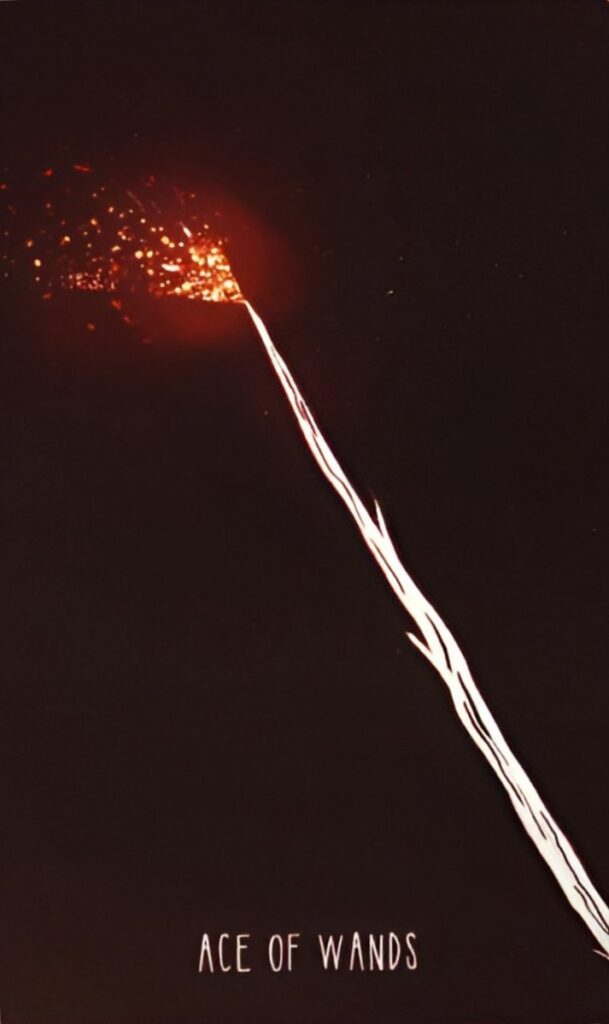 Таро Пространств. Значение карт, трактовки. Масть жезлов