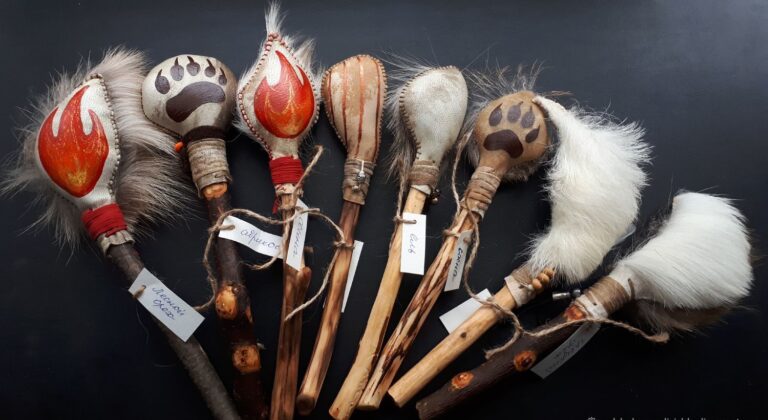 Шаманские погремушки и их применение
